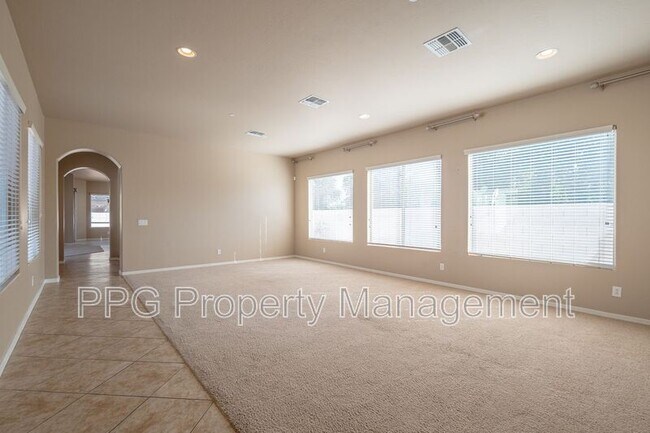 696 W Mesquite Ln Litchfield Park, AZ 85340 photo 4