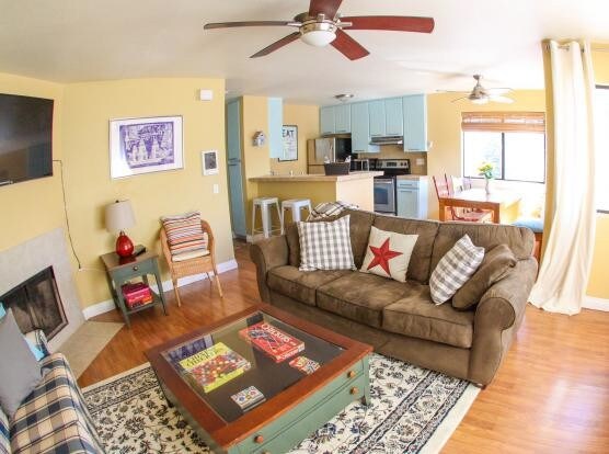 2138 Garnet Ave San Diego, CA 92109 photo 3