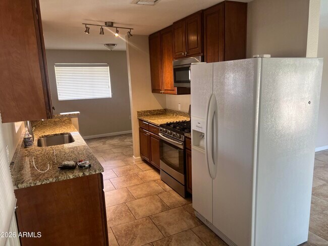 1031 W Romo Jones St Tempe, AZ 85281 photo 4
