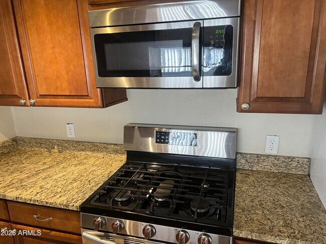 1031 W Romo Jones St Tempe, AZ 85281 photo 3
