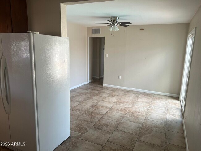 1031 W Romo Jones St Tempe, AZ 85281 photo 5