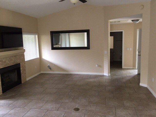 15050 N Thompson Peak Pkwy Scottsdale, AZ 85260 photo 3