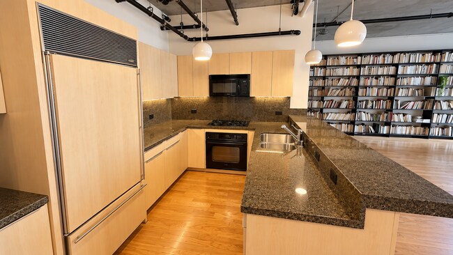 877 Island Ave San Diego, CA 92101 photo 5