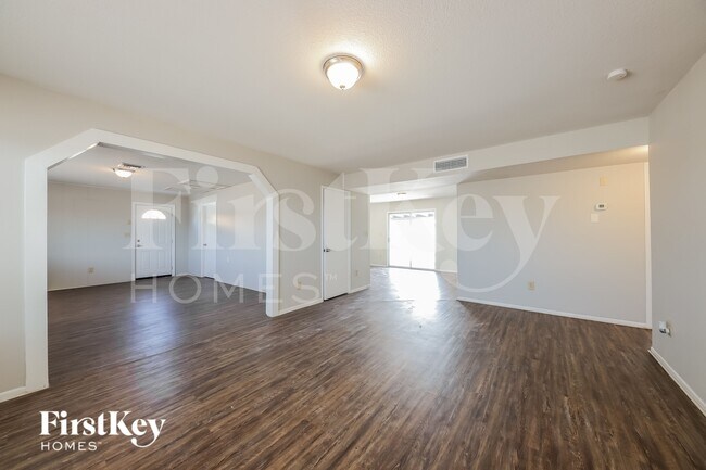 7232 W Brown St Peoria, AZ 85345 photo 2