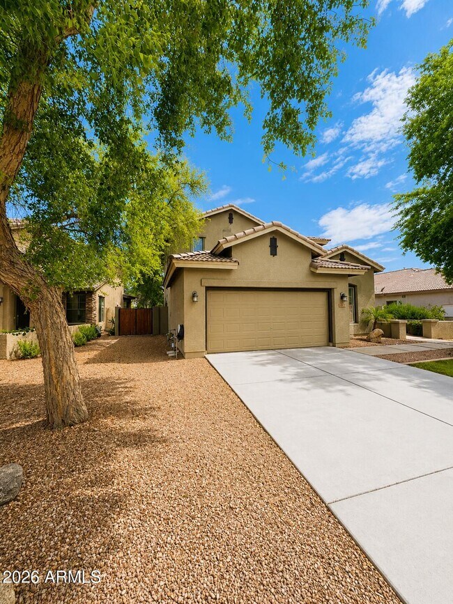 4325 E Vallejo Ct photo 3