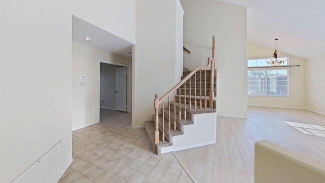 40114 Palma Vista St Murrieta, CA 92562 photo 2