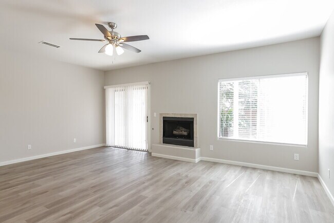 1211 E Winter Dr Phoenix, AZ 85020 photo 5