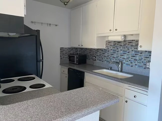 6416 Friars Rd San Diego, CA 92108