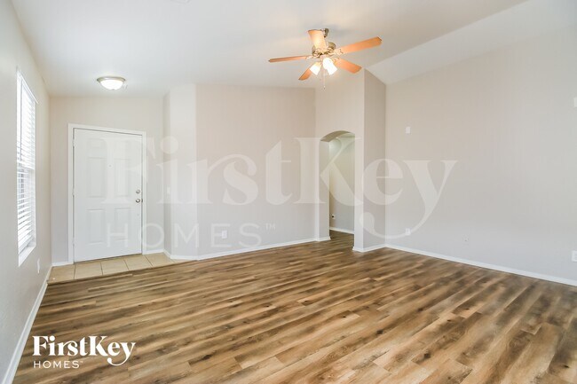 6698 E Haven Ave photo 3
