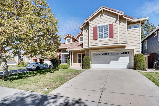 1567 Corte De Pearson San Jose, CA 95124 photo 2