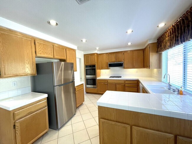 12282 Mannix Rd San Diego, CA 92129 photo 4