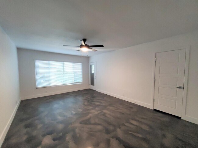 1538 W McDowell Rd Phoenix, AZ 85007 photo 3