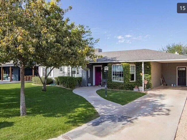 1712 E Montebello Ave Phoenix, AZ 85016 photo 2