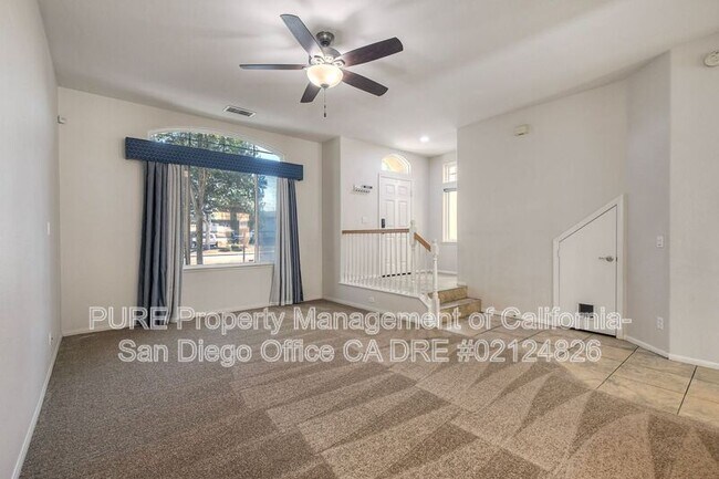 140 Cityscape Gln Escondido, CA 92027 photo 2