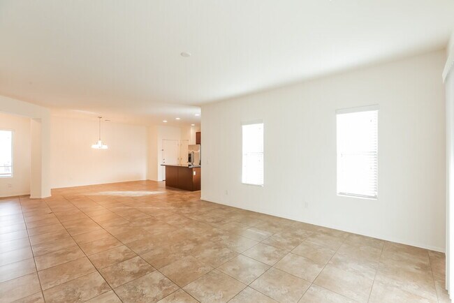 4945 W Fawn Dr Phoenix, AZ 85339 photo 3