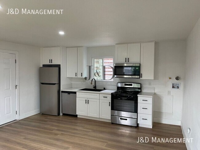 4253 College Ave San Diego, CA 92115