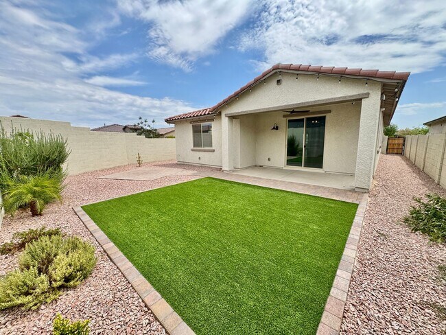 5748 N 194th Ave Litchfield Park, AZ 85340 photo 3
