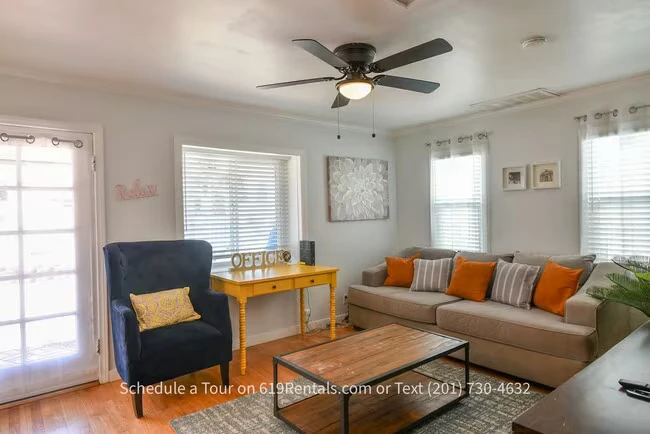 7263 Mohawk St San Diego, CA 92115 photo 2