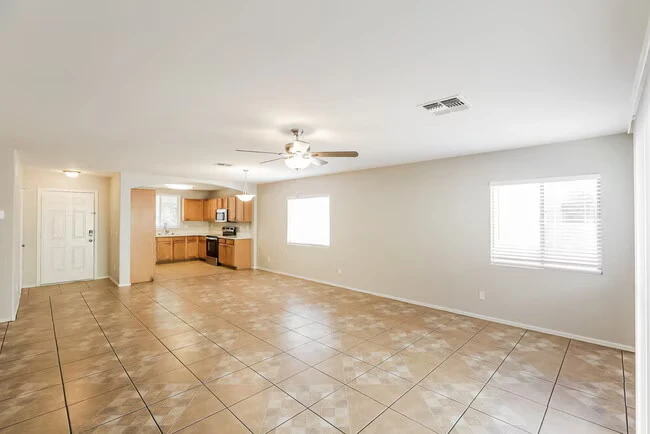 2650 S 84th Dr Tolleson, AZ 85353 photo 5