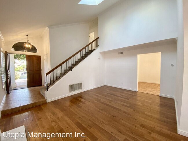 7525 Flower Meadow Dr San Diego, CA 92126 photo 3