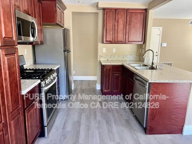 40093 Ave Venida Murrieta, CA 92562 photo 5