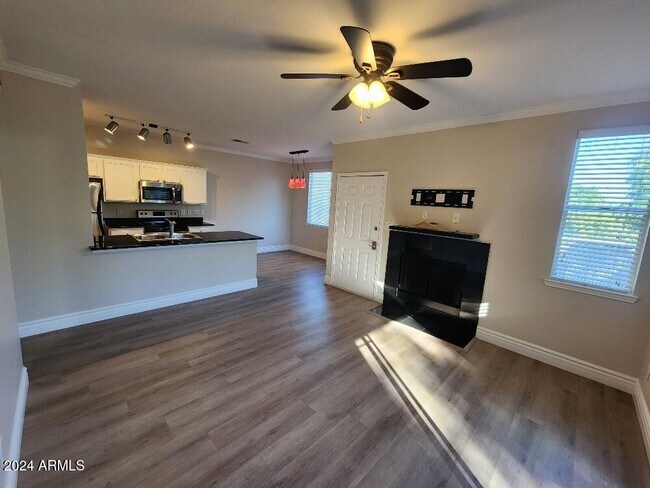 7009 E Acoma Dr Scottsdale, AZ 85254 photo 3