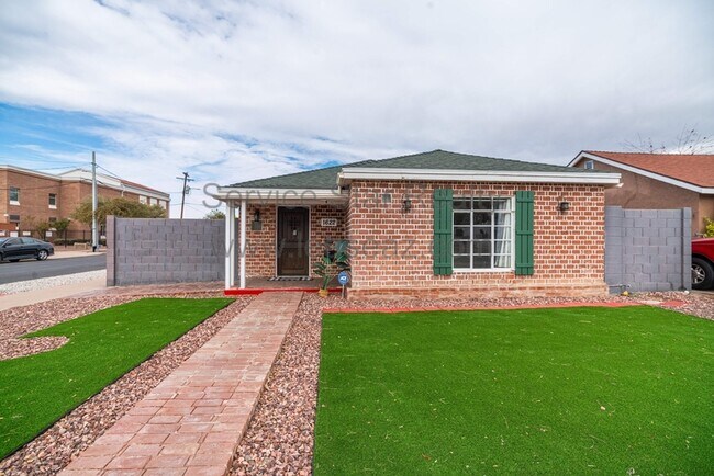 1622 W Willetta St Phoenix, AZ 85007 photo 2