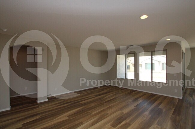 18827 N 262nd Ln Buckeye, AZ 85396 photo 4