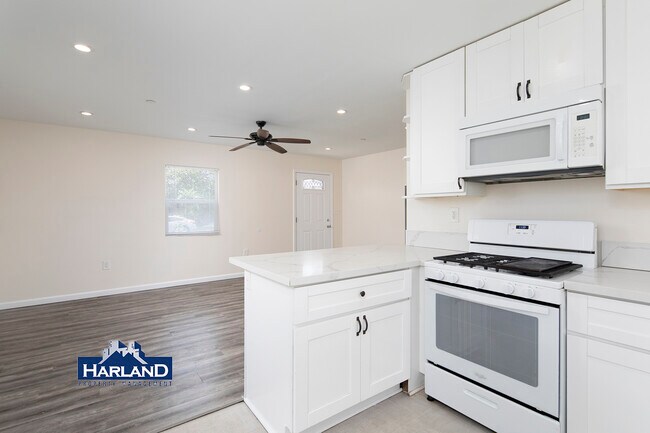 1270-1272 14th St Imperial Beach, CA 91932 photo 5