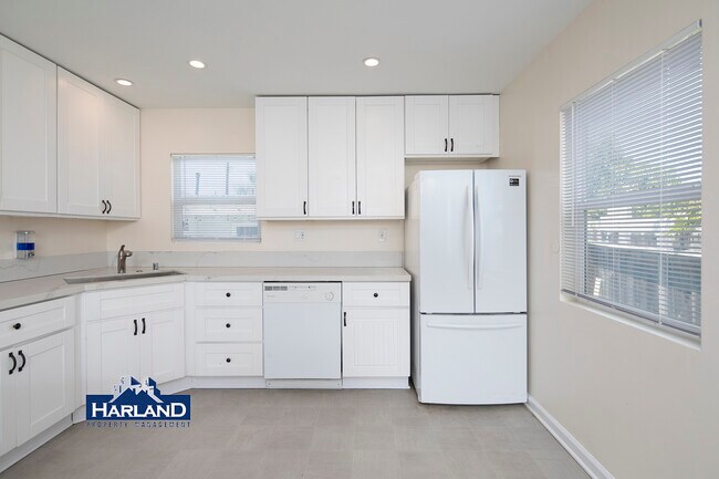 1270-1272 14th St Imperial Beach, CA 91932 photo 4