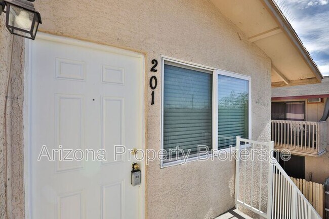 39 N San Jose Mesa, AZ 85201 photo 4
