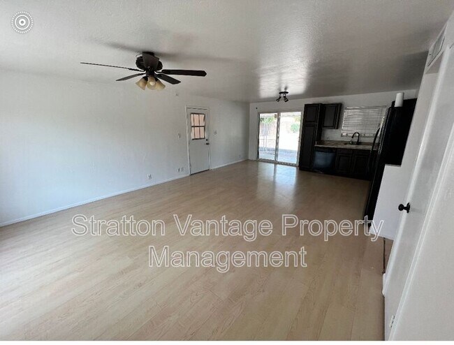 6701 N 14th Dr Phoenix, AZ 85013 photo 4