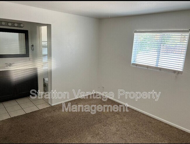 6701 N 14th Dr Phoenix, AZ 85013 photo 5