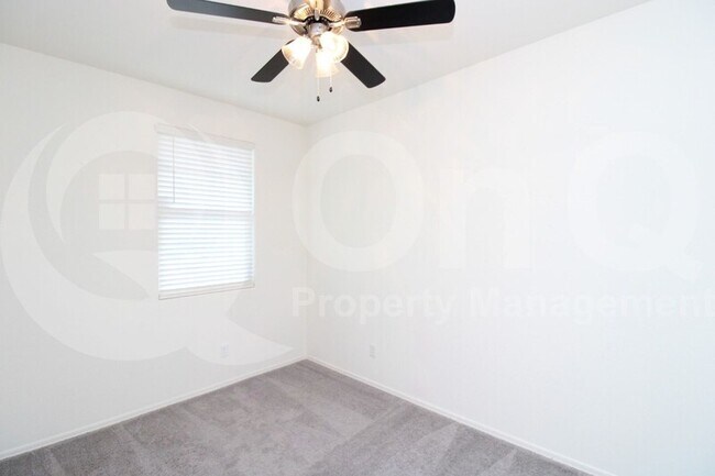 18152 N Toledo Ave Maricopa, AZ 85138 photo 5