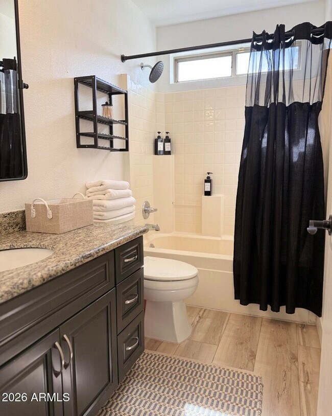 8609 W Vogel Ave Peoria, AZ 85345 photo 4