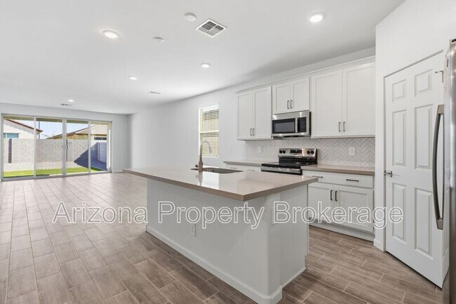 18252 W Avenida Del Sol photo 4