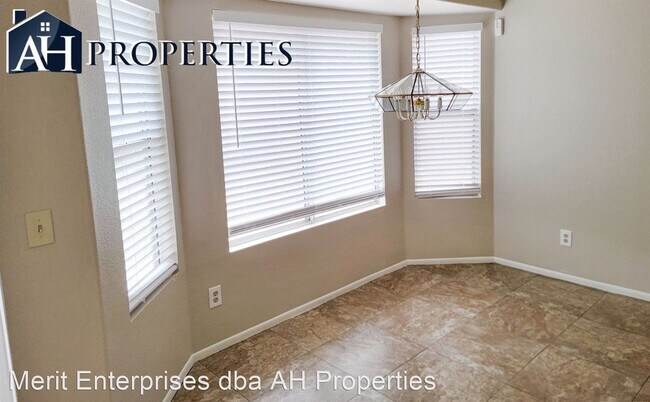 8056 W Georgia Ave Glendale, AZ 85303 photo 5