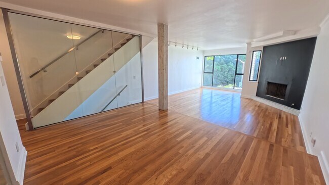 5003 Diamond Heights Blvd San Francisco, CA 94131 photo 5