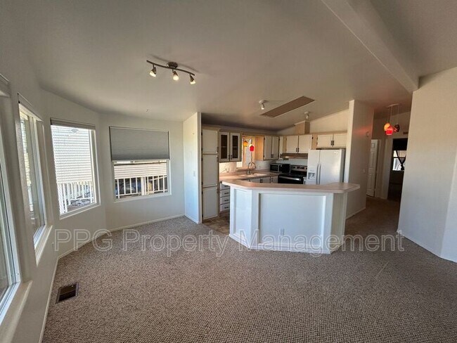 17200 W Bell Rd Surprise, AZ 85374 photo 5