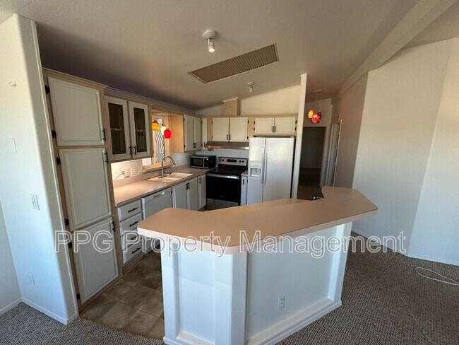 17200 W Bell Rd Surprise, AZ 85374 photo 2