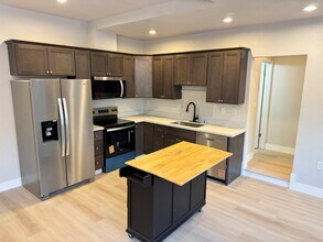 2636 Gaines Ct Tracy, CA 95377 photo 3