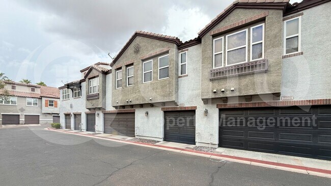 2222 E Huntington Dr Phoenix, AZ 85040 photo 2