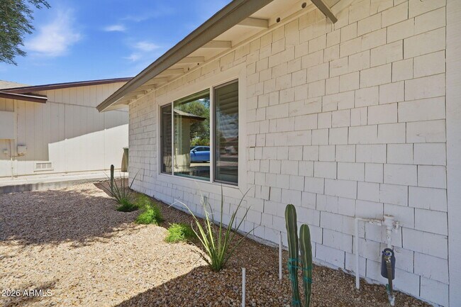 4234 E Winnetka Dr Phoenix, AZ 85044 photo 5
