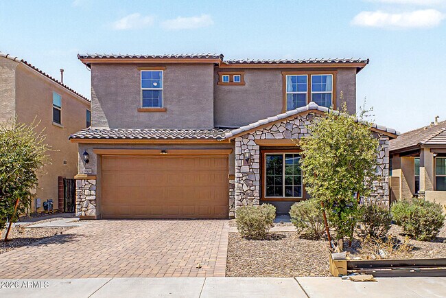 5066 N 79th Ln Glendale, AZ 85303