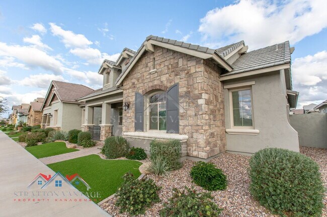 2877 S Bar Diamond St Gilbert, AZ 85295 photo 3
