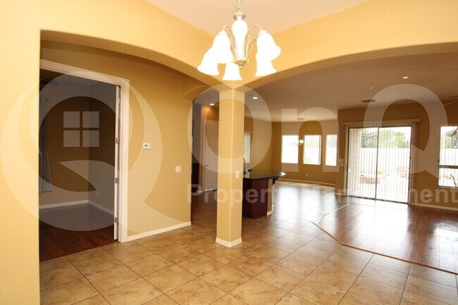 2471 E Aloe Pl Chandler, AZ 85286 photo 5