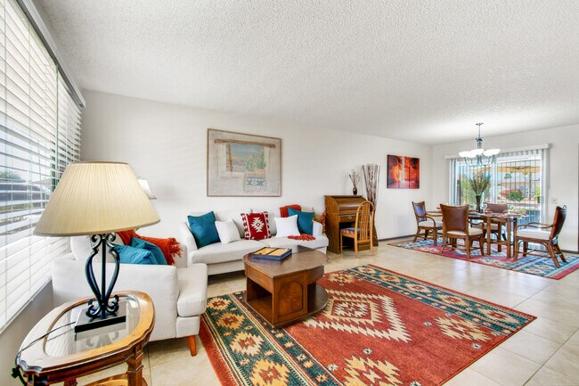 12414 W Nugget Ct Sun City West, AZ 85375 photo 3