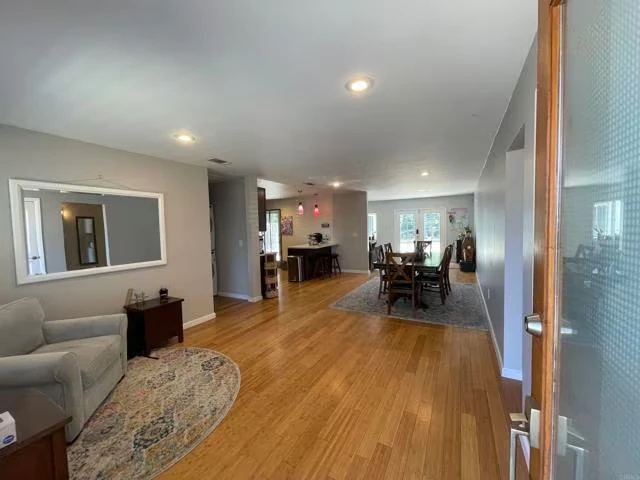 4743 60th St San Diego, CA 92115 photo 3