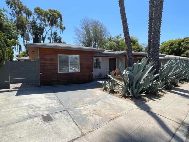 4743 60th St San Diego, CA 92115 photo 2