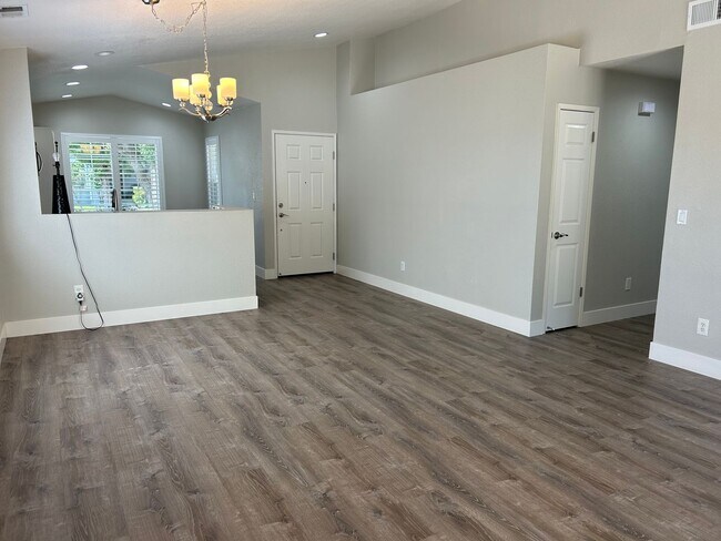 3014 Wright Way Brentwood, CA 94513 photo 5